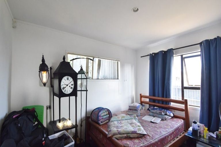 Photo of property in 1/11 Burundi Avenue, Clendon Park, Auckland, 2103