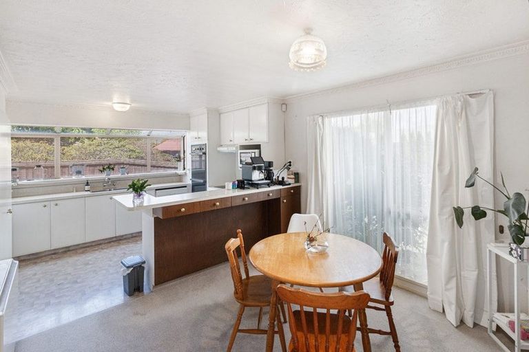 Photo of property in 1/5 Cottesmore Close, Burnside, Christchurch, 8053