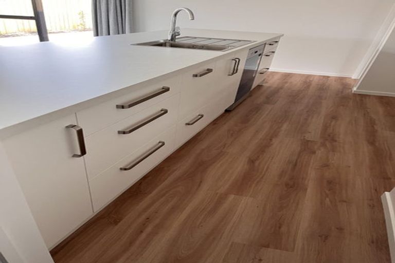 Photo of property in 4 Cousins Street, Woodend, 7691