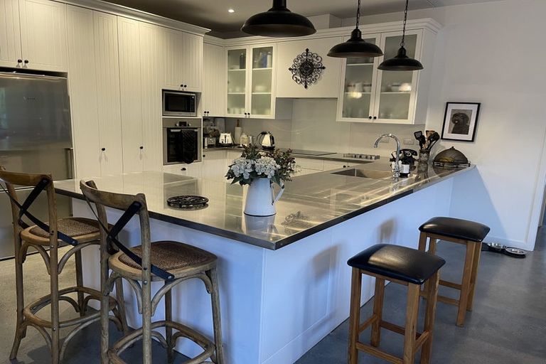 Photo of property in 14 Lakeview Terrace, Taradale, Napier, 4112