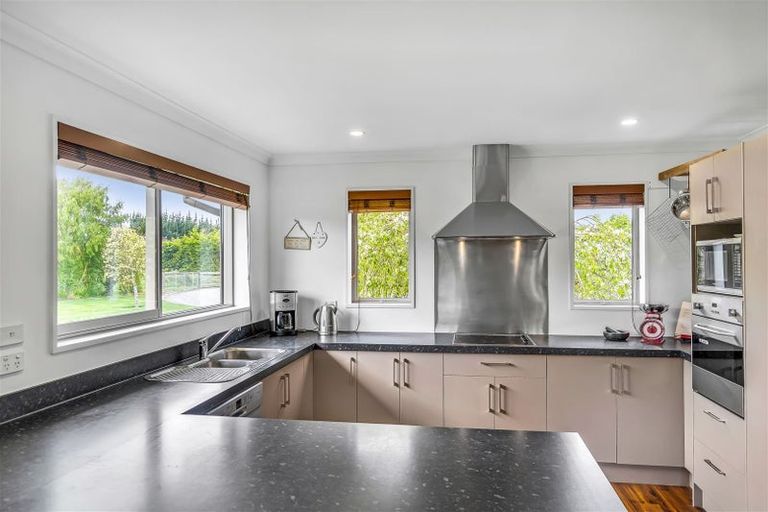 Photo of property in 2/1690 Hoskyns Road, Kirwee, Darfield, 7571