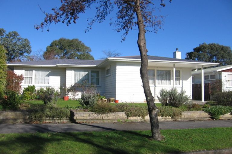 Photo of property in 6 Aspiring Avenue, Milson, Palmerston North, 4414