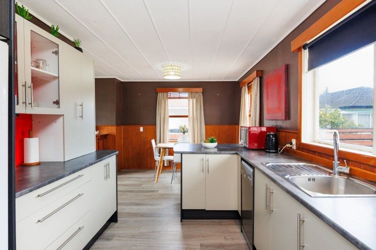 Photo of property in 39 Somerset Crescent, Highbury, Palmerston North, 4412