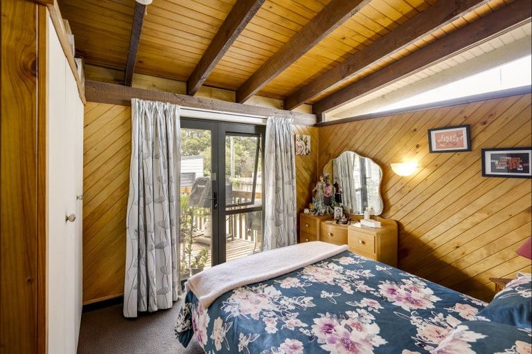 Photo of property in 219 Whirinaki Road, Eskdale, Napier, 4182