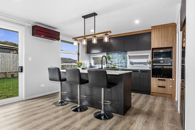 Photo of property in 12 Maui Place, Te Kamo, Whangarei, 0112