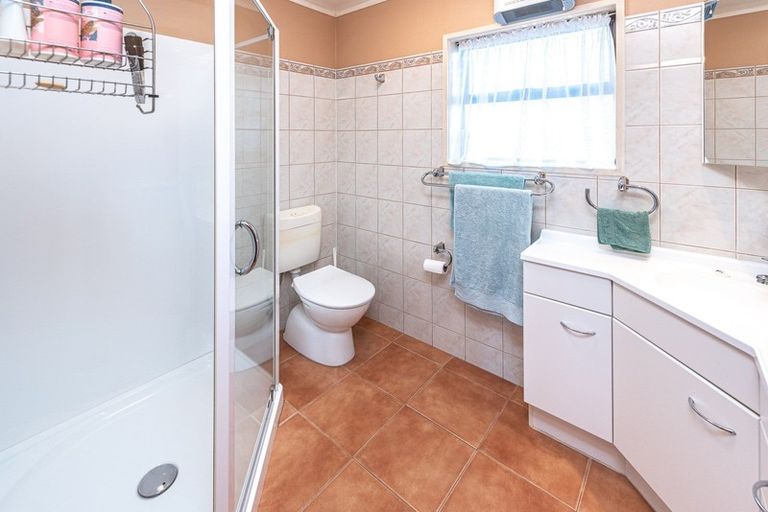 Photo of property in 18 Parkdale Drive, Aramoho, Whanganui, 4500