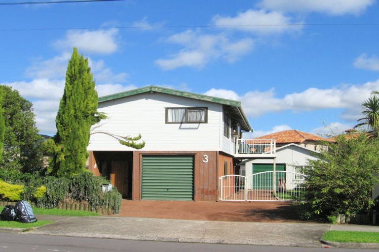 Photo of property in 3 Hattaway Avenue, Bucklands Beach, Auckland, 2012