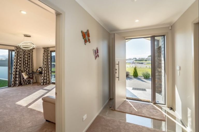 Photo of property in 1 Mcdonald Way, Lansdowne, Masterton, 5810