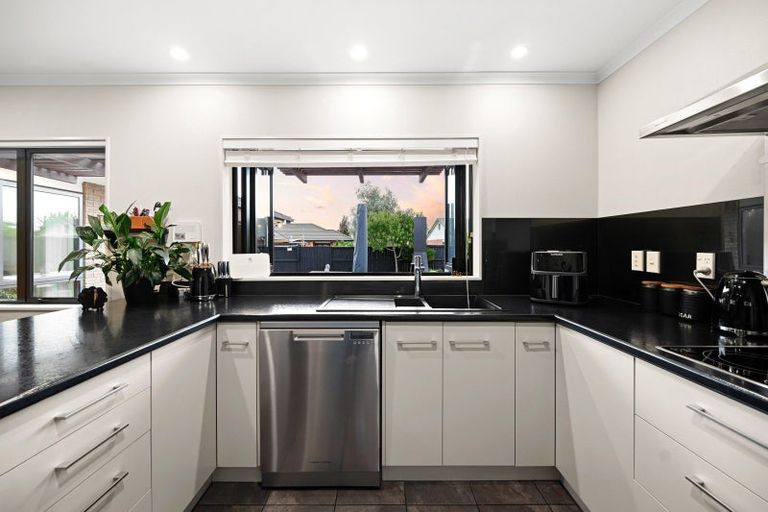 Photo of property in 12 Ebony Court, Rototuna North, Hamilton, 3210