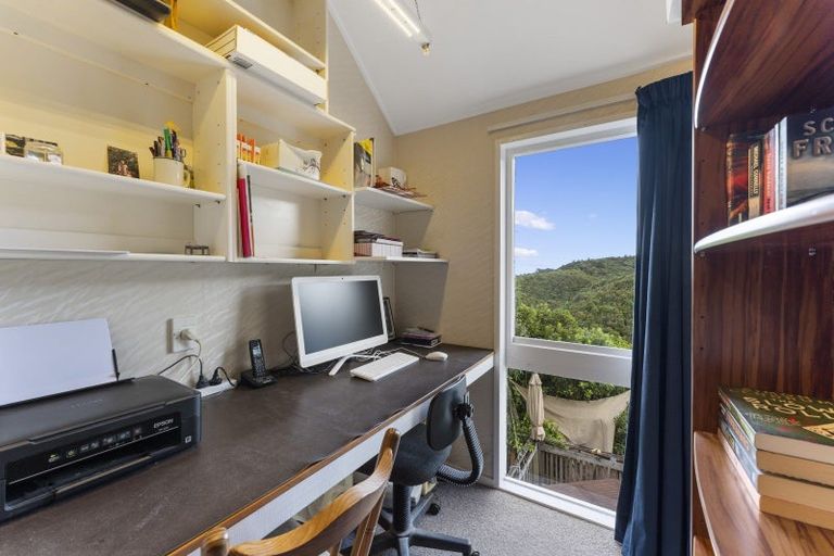 Photo of property in 14 Haast Close, Kelson, Lower Hutt, 5010