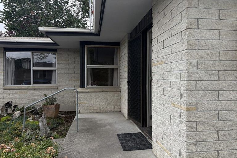 Photo of property in 46a Joll Road, Havelock North, 4130