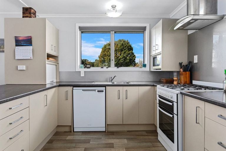 Photo of property in 45 Rata Avenue, Edgecumbe, 3120