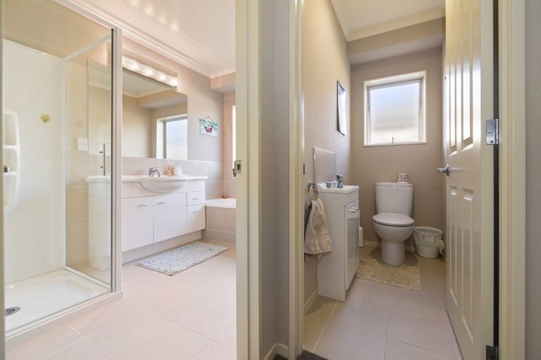 Photo of property in 18 Bentley Rise, Flagstaff, Hamilton, 3210