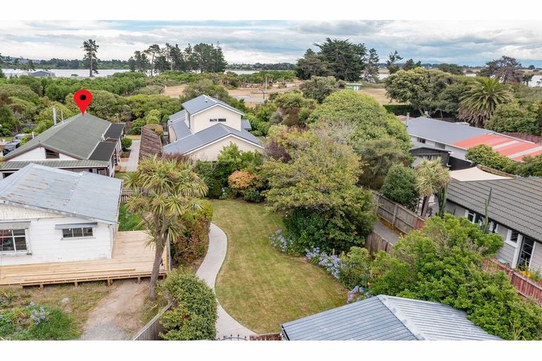 Photo of property in 2/238 Estuary Road, South New Brighton, Christchurch, 8062
