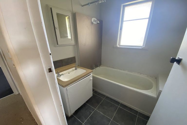 Photo of property in 18 Sunnyside Road, Nawton, Hamilton, 3200