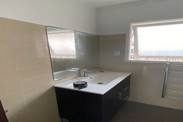 Photo of property in 2/279 Shirley Road, Papatoetoe, Auckland, 2025