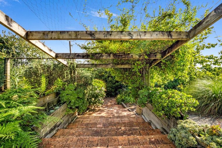 Photo of property in 97 Kimihia Road, Huntly, 3700