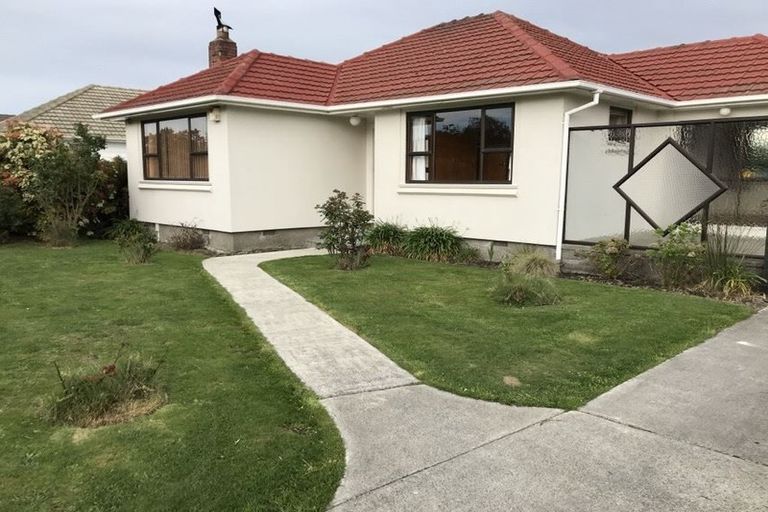 Photo of property in 13 Tinokore Street, Hei Hei, Christchurch, 8042