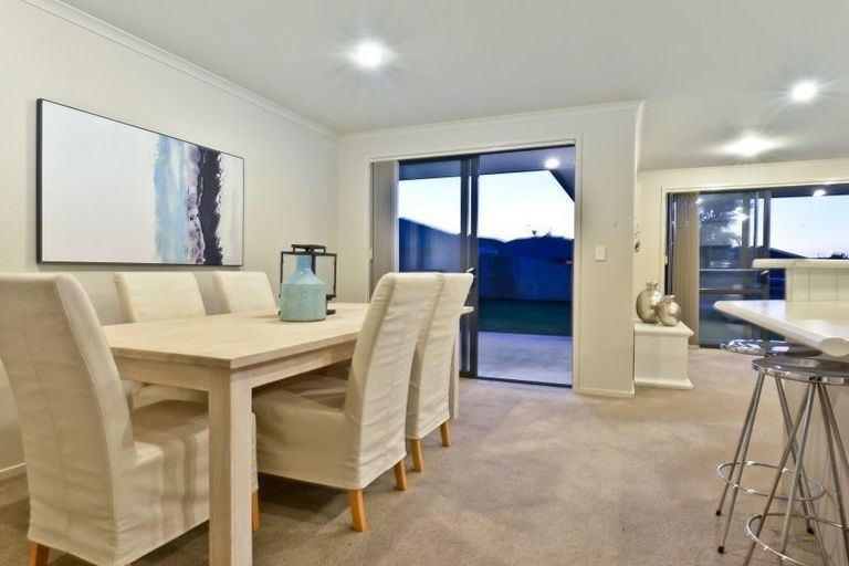 Photo of property in 29 Winchester Place, Rototuna North, Hamilton, 3210