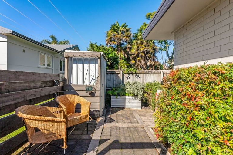 Photo of property in 29b View Road, Waiuku, 2123