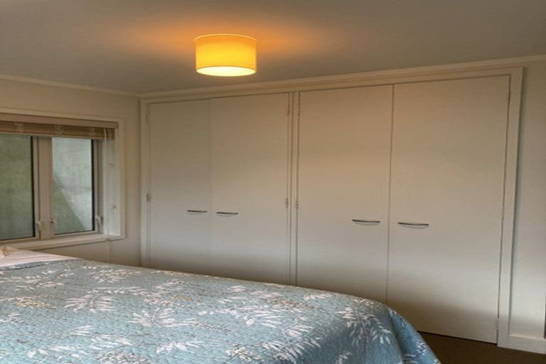 Photo of property in 2 Gowrie Street, Brooklyn, Wellington, 6021