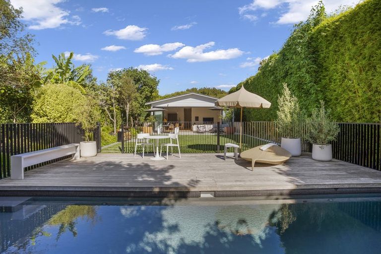 Photo of property in 41 Sackville Street, Grey Lynn, Auckland, 1021