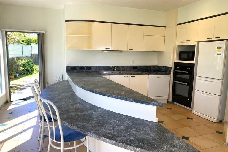 Photo of property in 87 Main South Road, Karoro, Greymouth, 7805