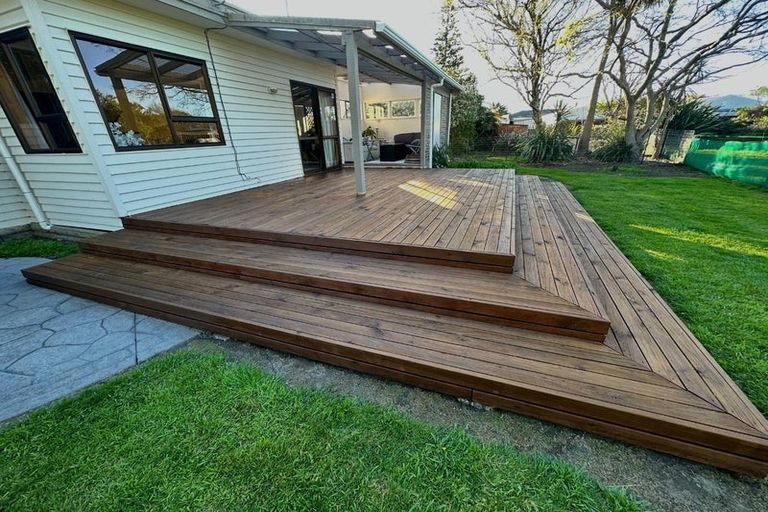 Photo of property in 14 Te Rauparaha Street, Otaki, 5512