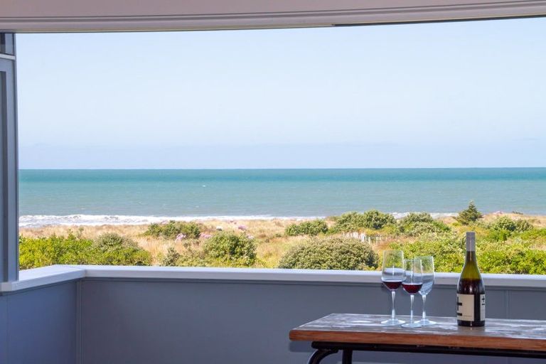 Photo of property in 8 Nukumaru Parade, Waiinu Beach, Whanganui, 4588