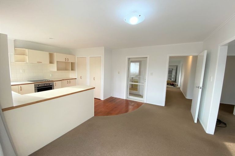 Photo of property in 25 Barnhill Crescent, Pahurehure, Papakura, 2113