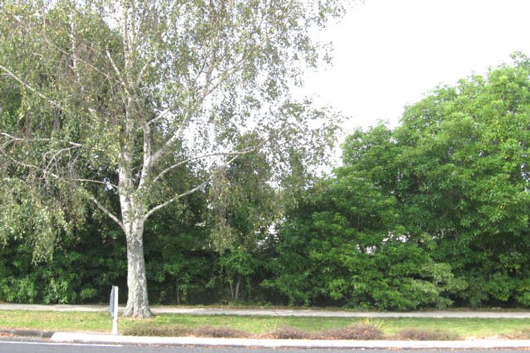 Photo of property in 6b Ranui Station Road, Ranui, Auckland, 0612