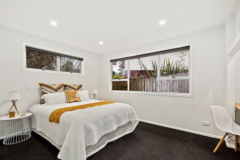Photo of property in 3 Shale Avenue, Massey, Auckland, 0614
