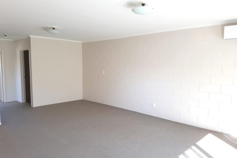 Photo of property in 1054 Colombo Street, St Albans, Christchurch, 8014