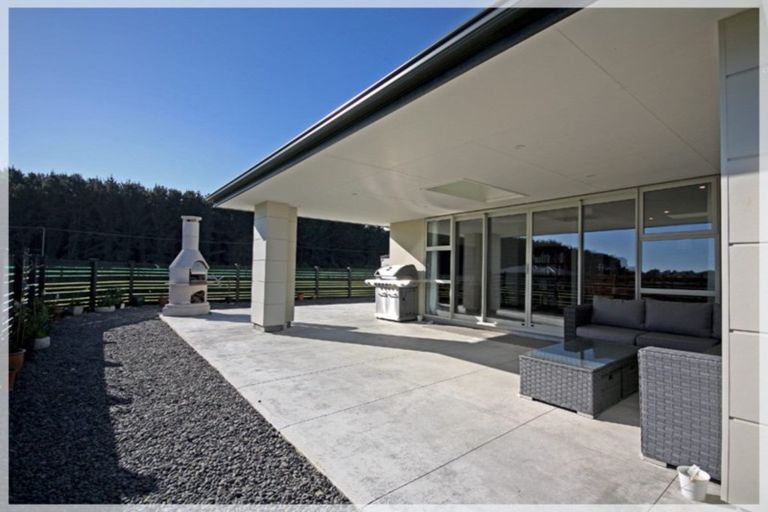 Photo of property in 5 Carex Grove, Foxton Beach, Foxton, 4815