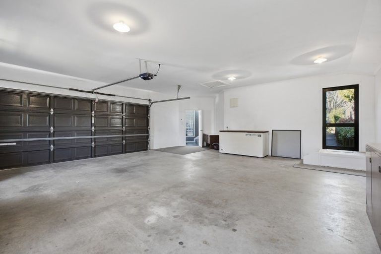 Photo of property in 71 Brooklands Road, Brooklands, New Plymouth, 4310
