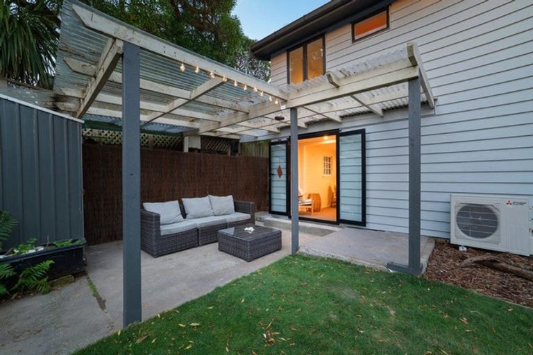 Photo of property in 278 Marine Parade, New Brighton, Christchurch, 8061