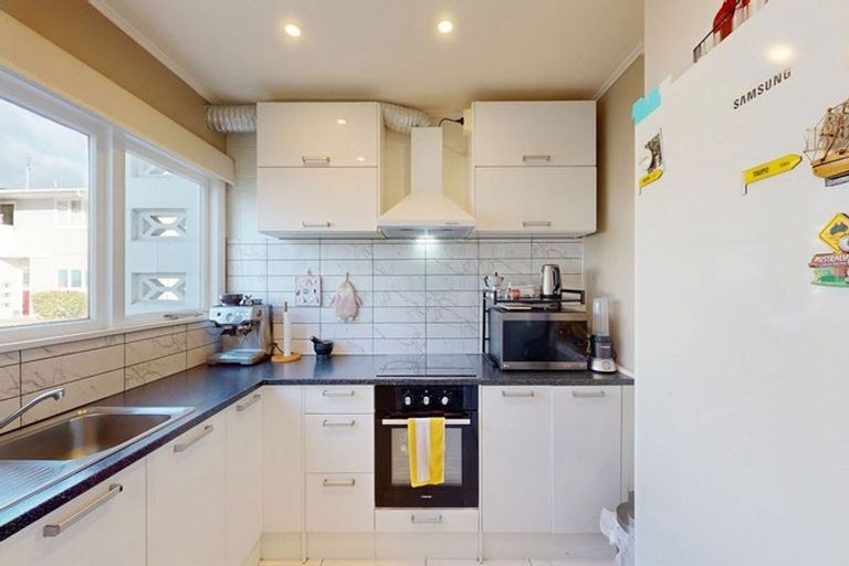 Photo of property in 2/6-8 Keys Street, Elderslea, Upper Hutt, 5018