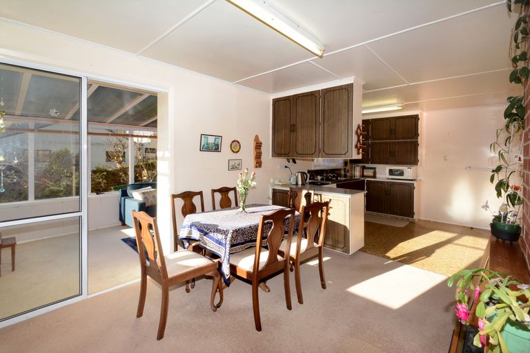 Photo of property in 11 Hellyer Street, Macandrew Bay, Dunedin, 9014