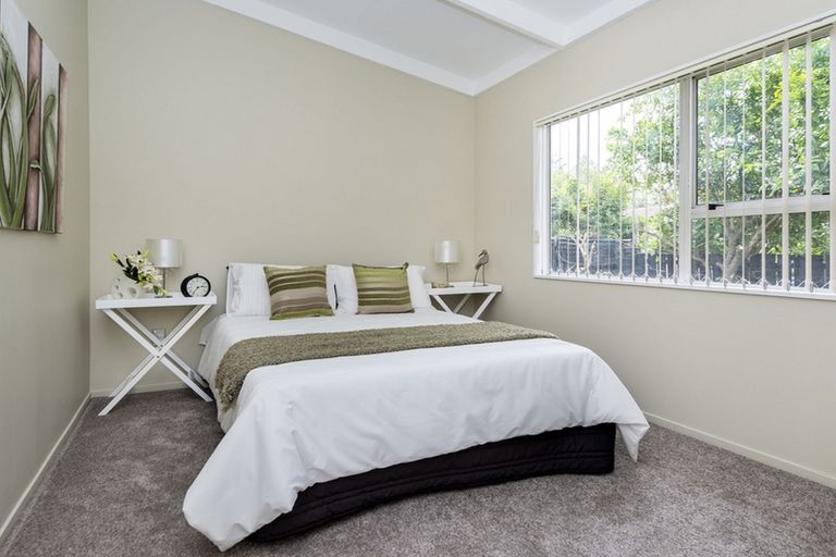 Photo of property in 4b Smiths Avenue, Papakura, 2110