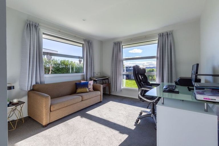 Photo of property in 26 Katania Heights, Brightwater, 7022