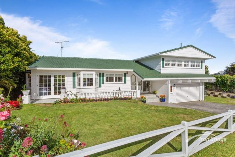 Photo of property in 230 Glenvar Road, Torbay, Auckland, 0630