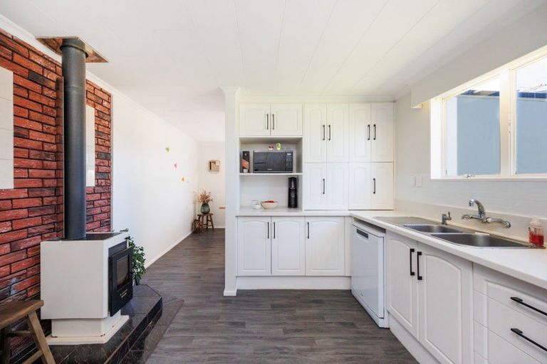 Photo of property in 8 Milne Street, Sanson, 4817