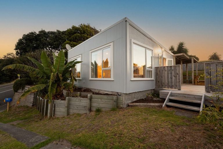 Photo of property in 23 Poplar Avenue, Raumati South, Paraparaumu, 5032