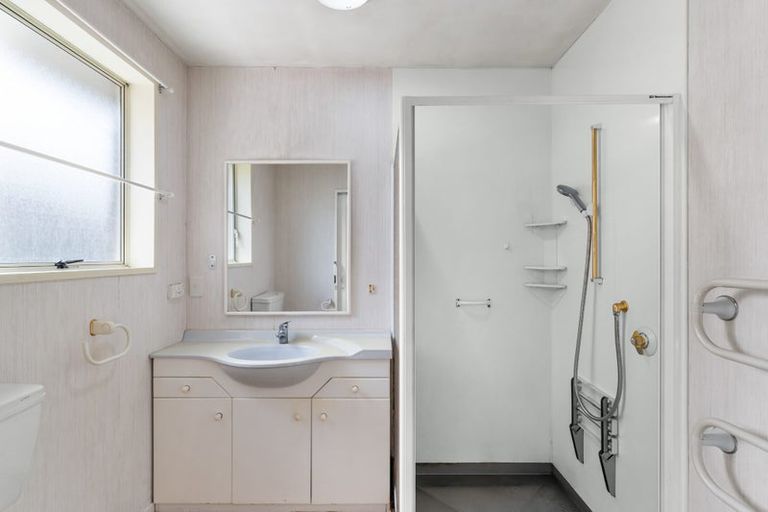 Photo of property in 1/5 Cottesmore Close, Burnside, Christchurch, 8053