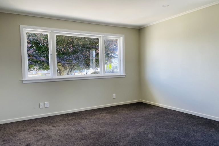 Photo of property in 5 Princess Street, Takanini, 2112