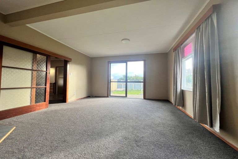 Photo of property in 27 Thyra Street, Dannevirke, 4930