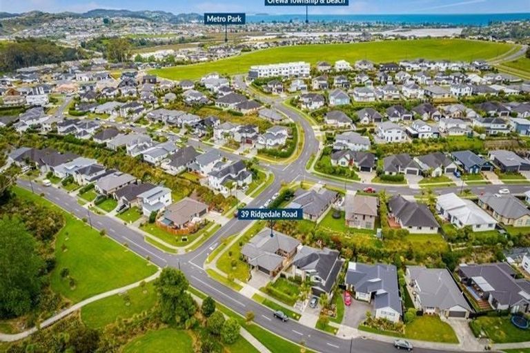 Photo of property in 39 Ridgedale Road, Silverdale, 0932