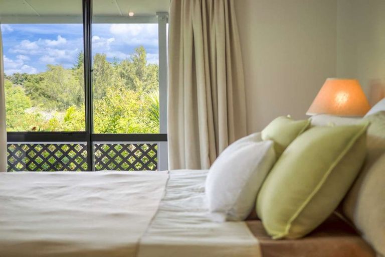 Photo of property in 68 Wiroa Road, Kerikeri, 0293