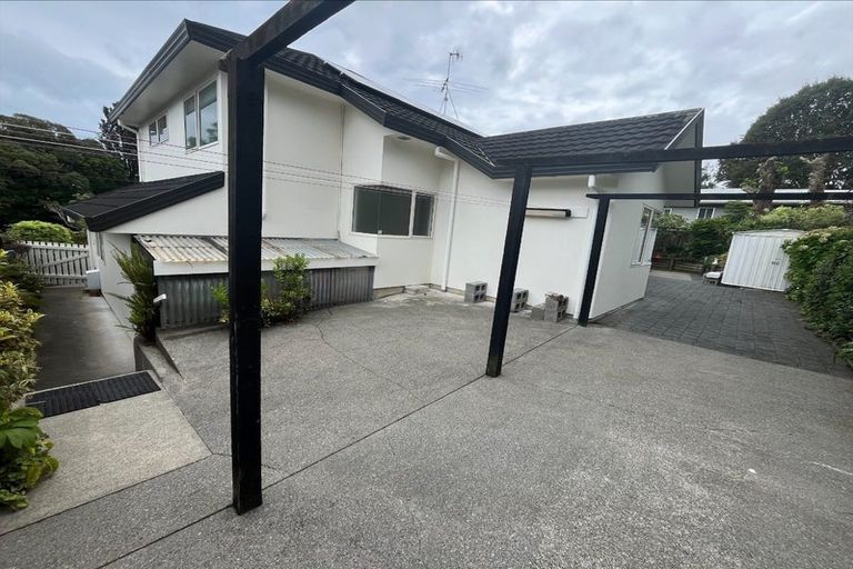 Photo of property in 43a Winara Avenue, Waikanae, 5036