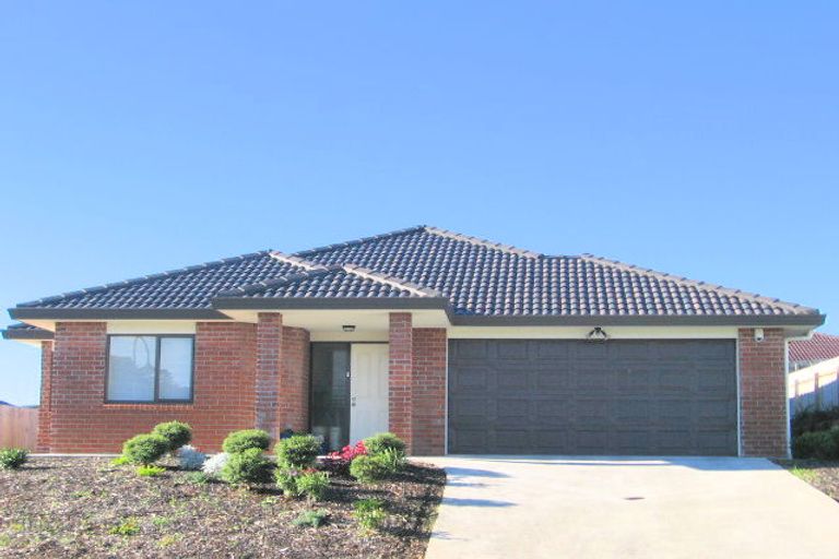 Photo of property in 4 Fleetwood Drive, Henderson, Auckland, 0612